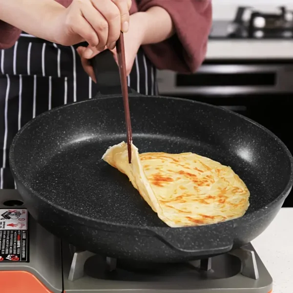 0e4dee58-0fe1-43e4-9cb6-2f73b77d6fda COOKER KING Nonstick Frying Pan